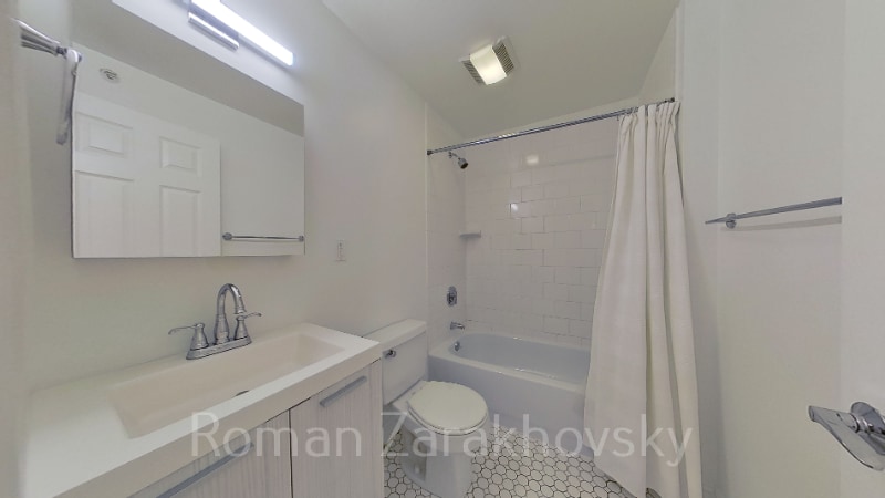 Building Photo - 8 Griggs St