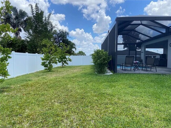 Building Photo - 2825 SW 3rd St