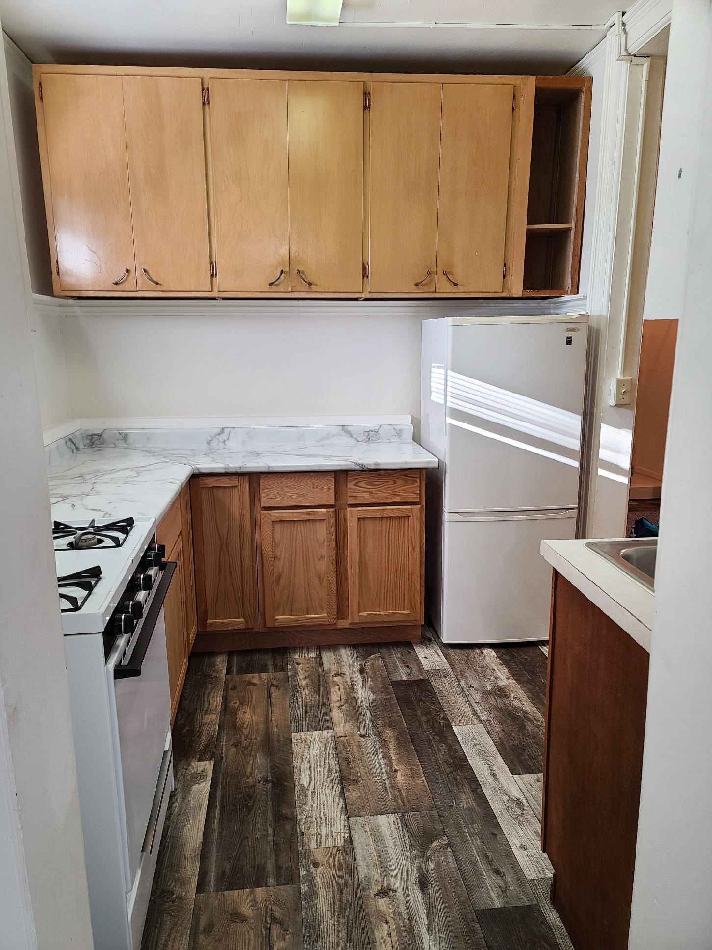 Building Photo - 503 6th St N