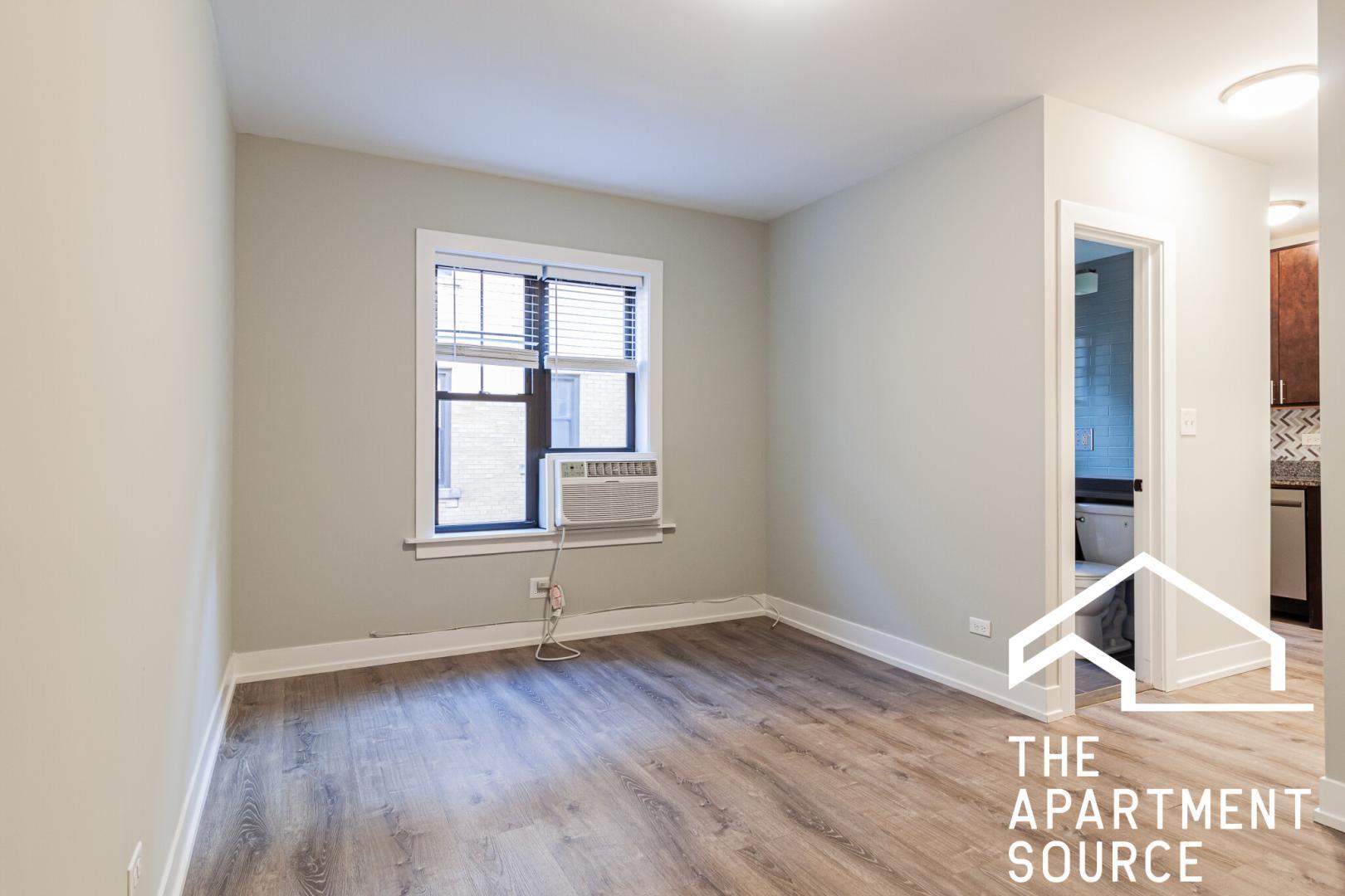 Building Photo - 431 W Belden Ave