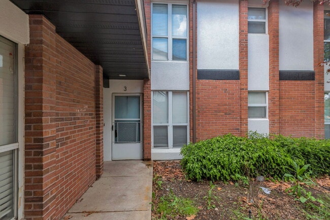 Building Photo - Available Now — 2 BR / 1 BA at The Flats on Main, Brigham City — $1,250/mo