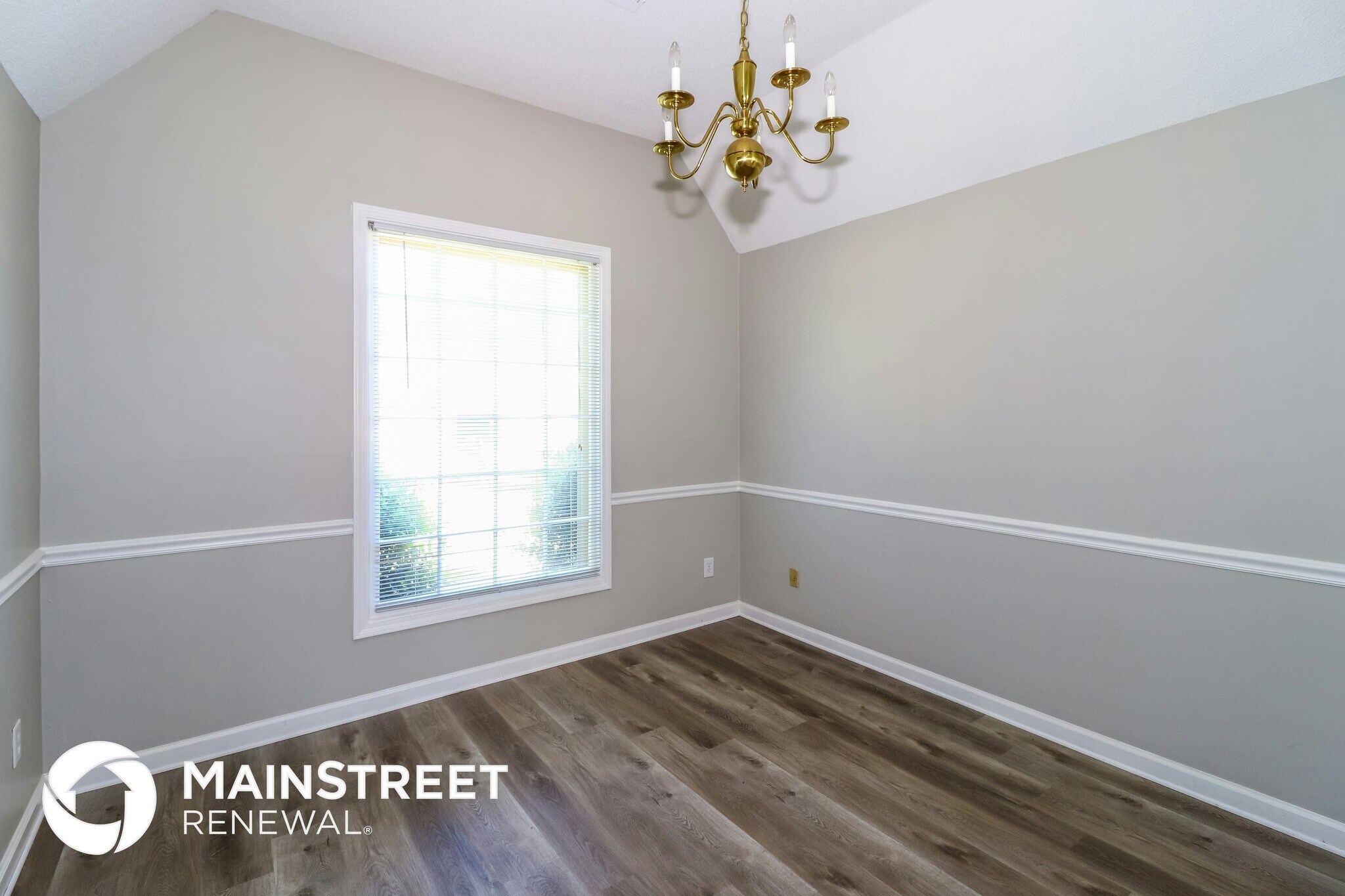 Building Photo - 1365 Fieldstone Trail