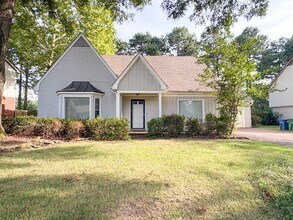 Building Photo - 8523 Farmington Cove
