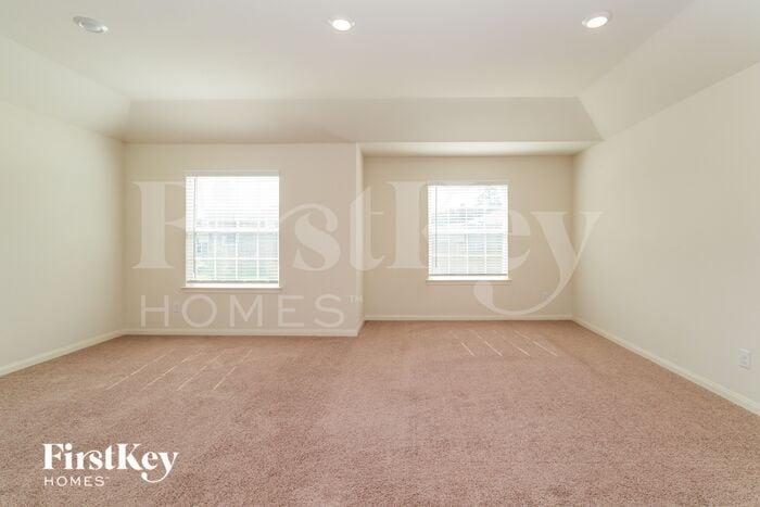 Building Photo - 26740 Frost Dr