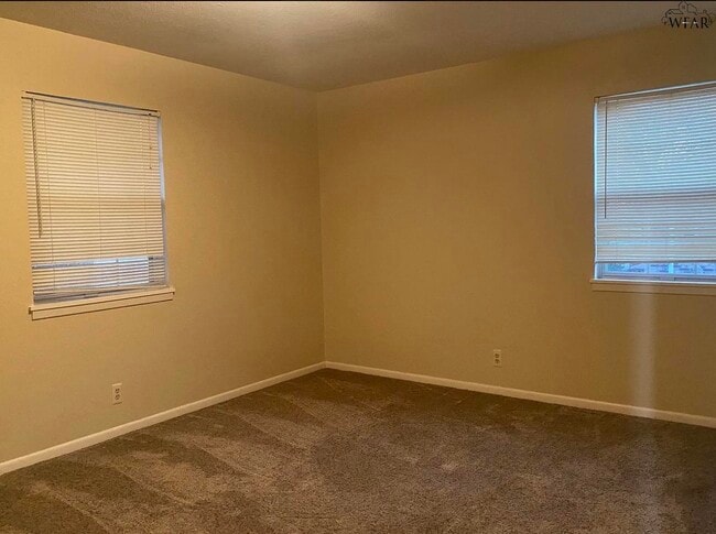 Building Photo - 3512 Fairway Blvd