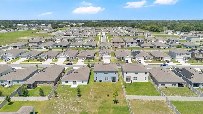 Building Photo - 831 Turner Ln
