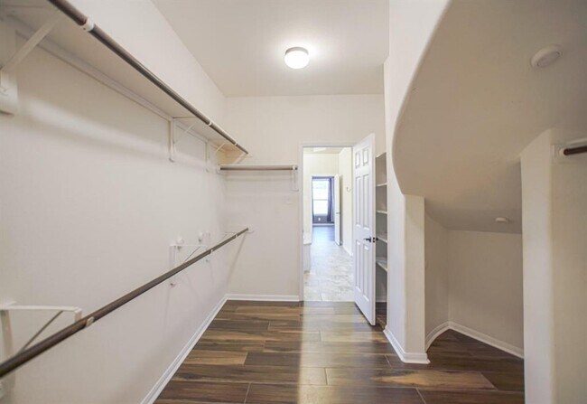 Building Photo - 27326 Pendleton Trace Dr