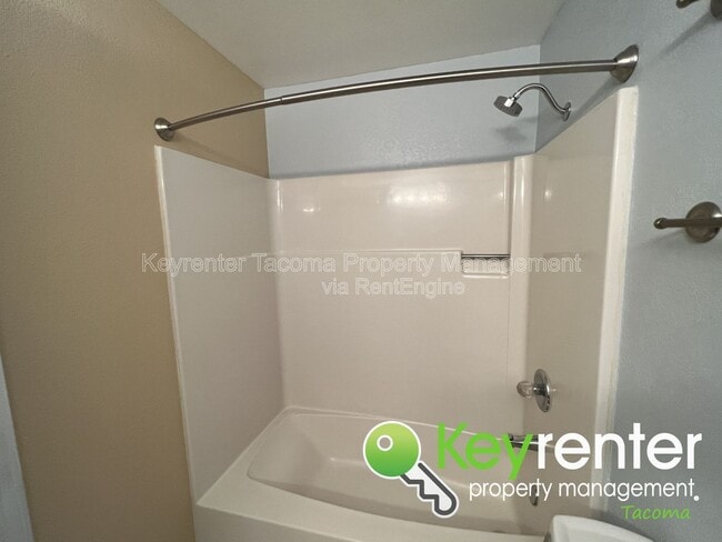 Building Photo - 610 Rice Ct