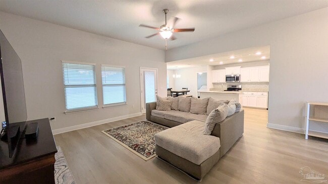 Building Photo - 5693 Old Stone Blvd