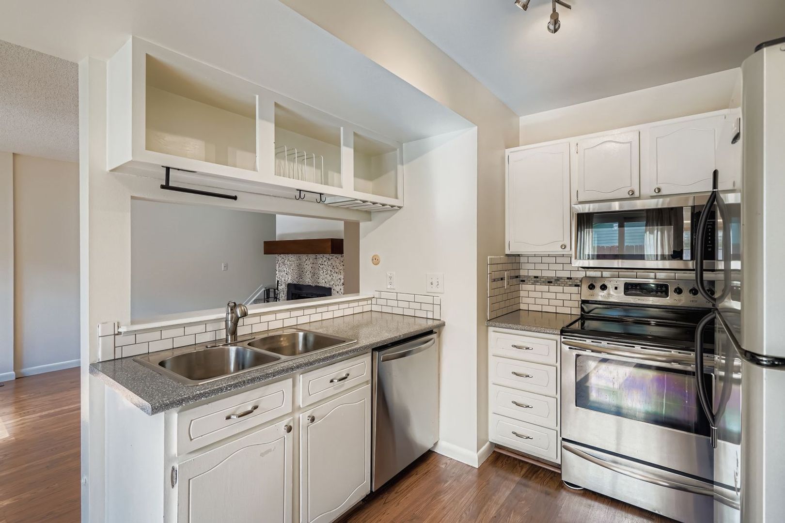 Building Photo - 3747 Talisman Pl