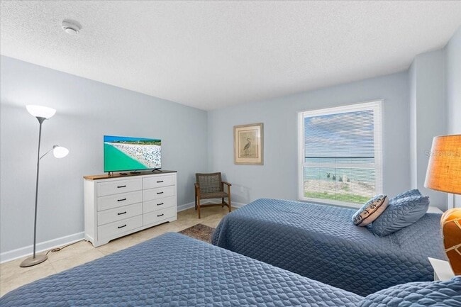 Building Photo - 440 S Gulfview Blvd