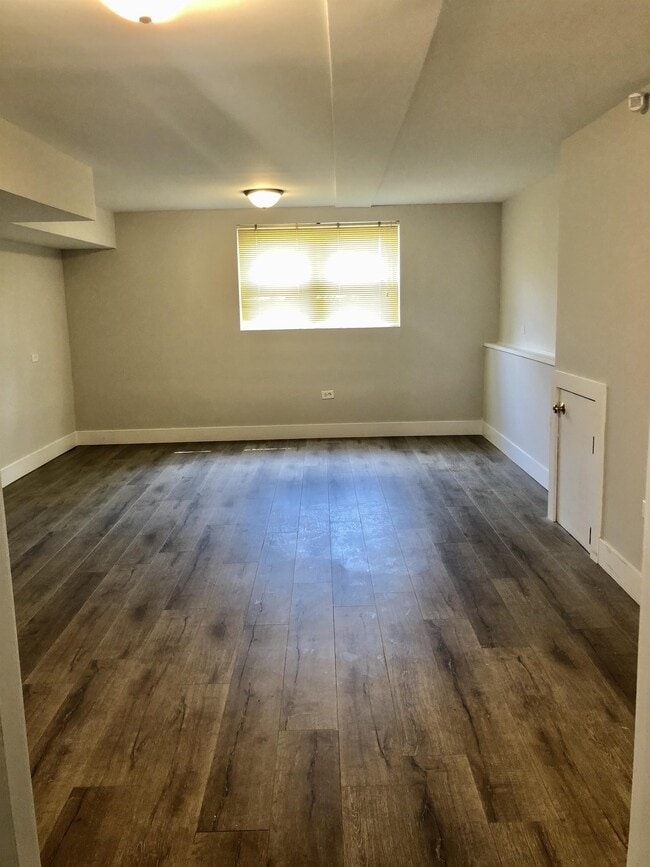 Building Photo - 4244 Gilbert Ave