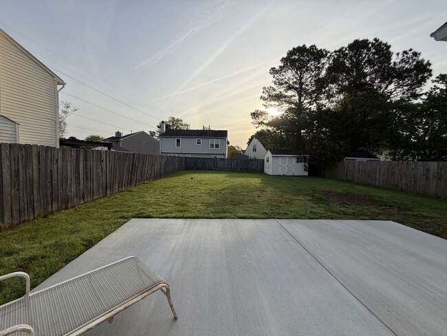 Building Photo - GLENWOOD