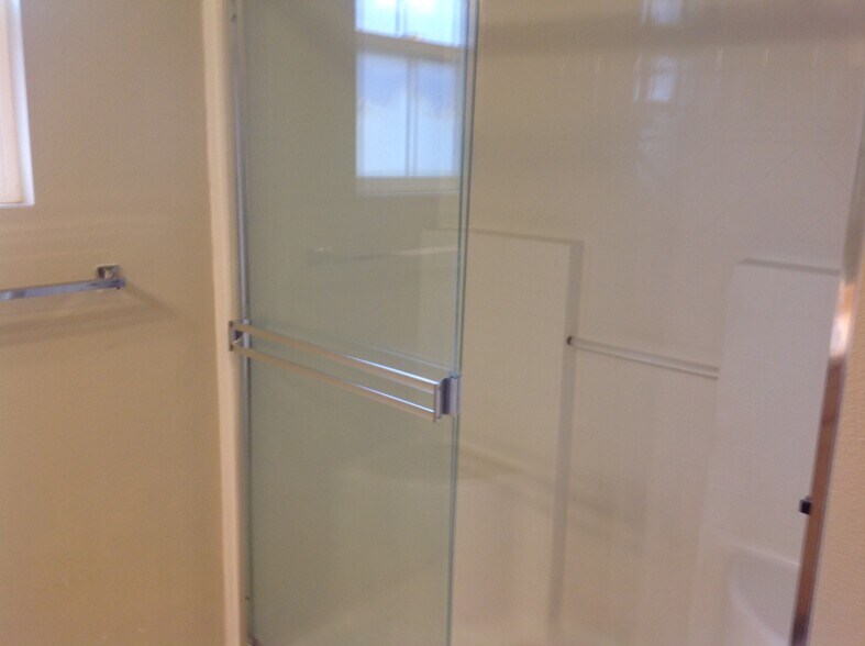 Building Photo - 14362 NE 189th Ct