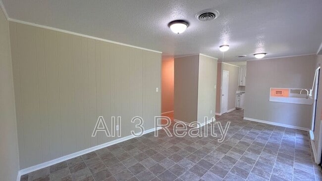 Building Photo - 418 Stroll Dr