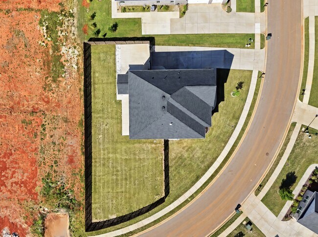 Building Photo - 8129 Tupelo Gum Trce SW
