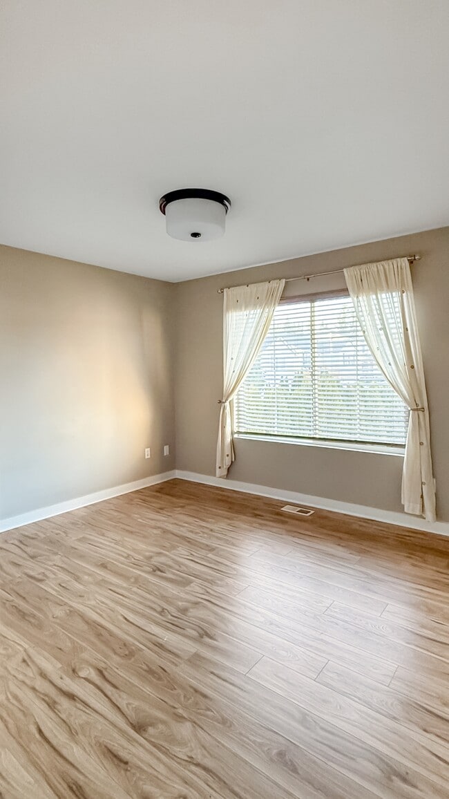 Building Photo - 23223 SE 262nd Ct