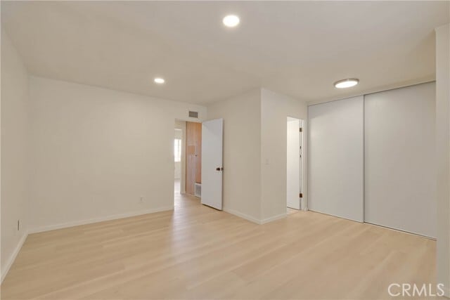 Building Photo - 6551 Abbottswood Dr