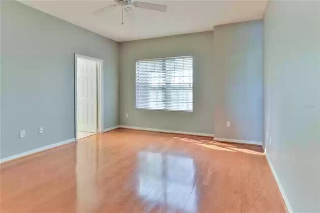 Building Photo - 7230 Hamilton Rd