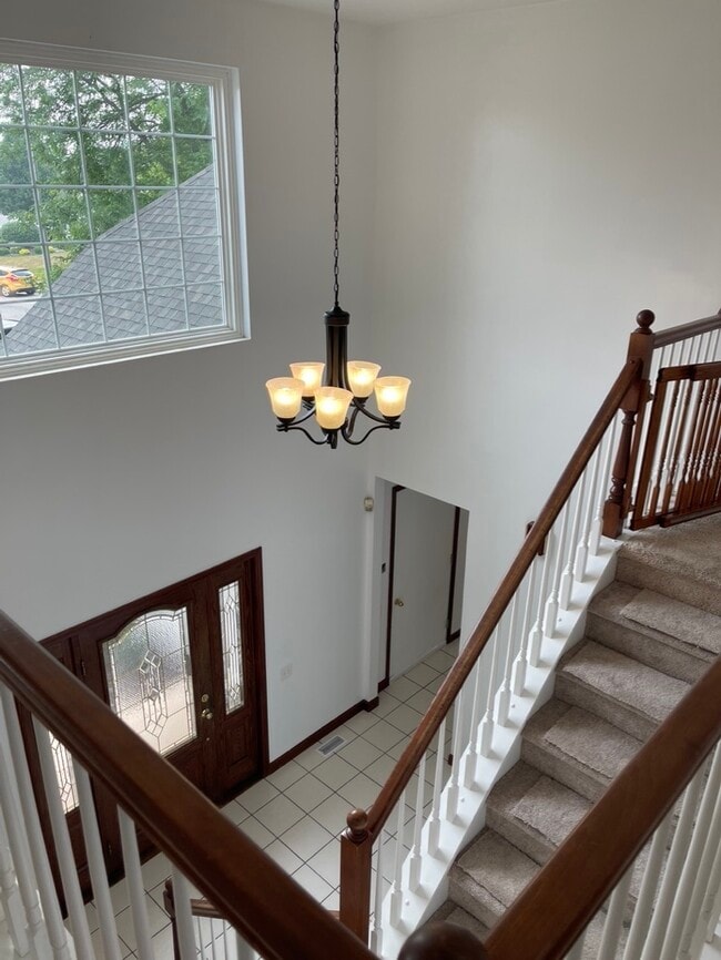 Building Photo - 2205 Clipper Ct