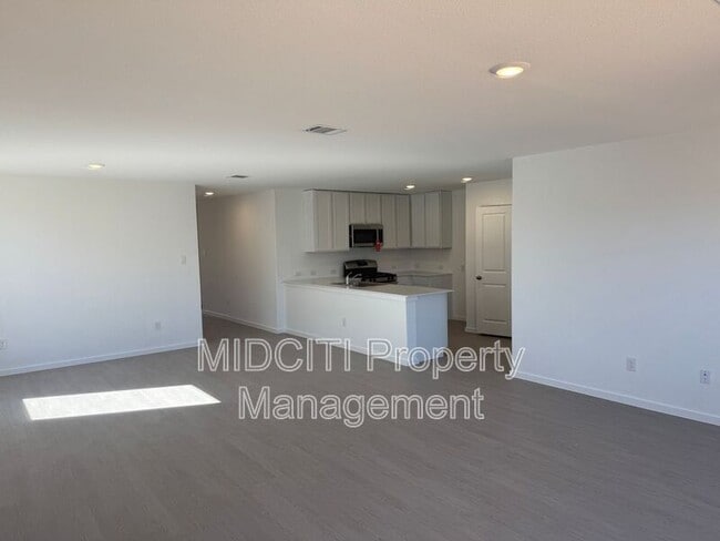 Building Photo - 9161 Luciano Pl