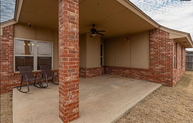Building Photo - 7504 Meadow Lake Dr