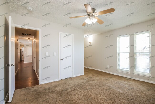 Building Photo - 14520 Alfalfa Ln