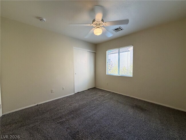 Building Photo - 10381 Coyote Cub Ave