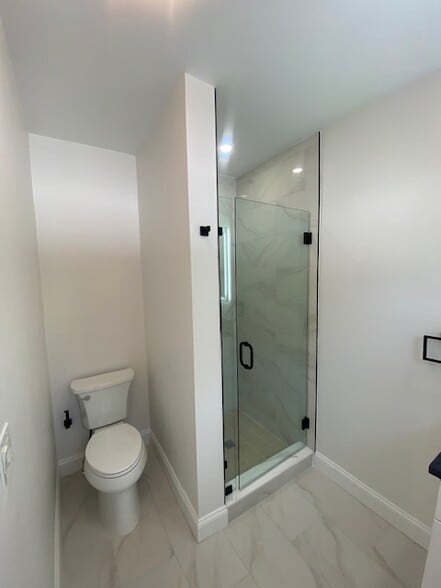 Building Photo - 55 Dustin St