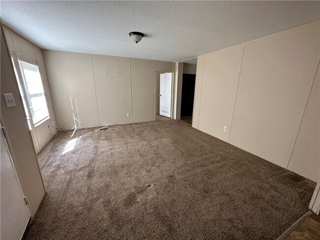 Building Photo - 7016 Blueberry Ridge SE