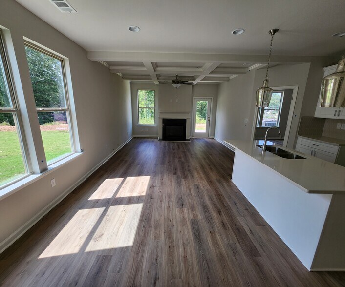 Building Photo - 2797 Aralynn Way