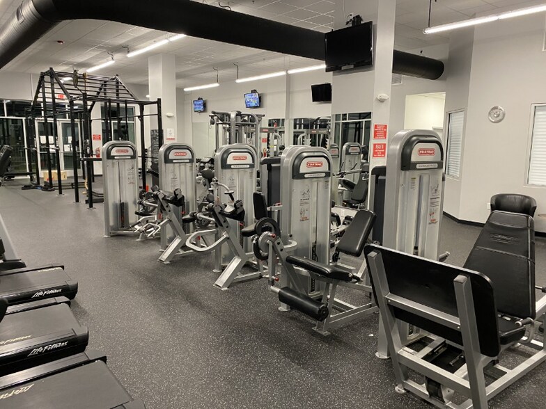 Building Photo - 1540 Dunn Rd