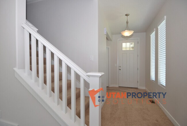 Building Photo - 11533 S Rk Cv