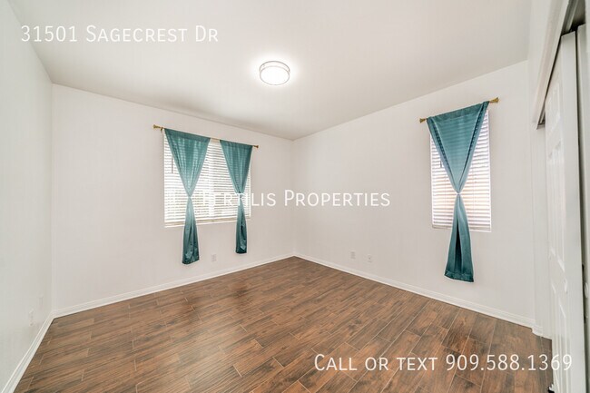 Building Photo - 31501 Sagecrest Dr