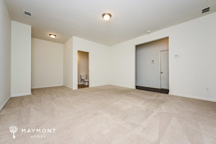 Building Photo - 5500 Radford Loop