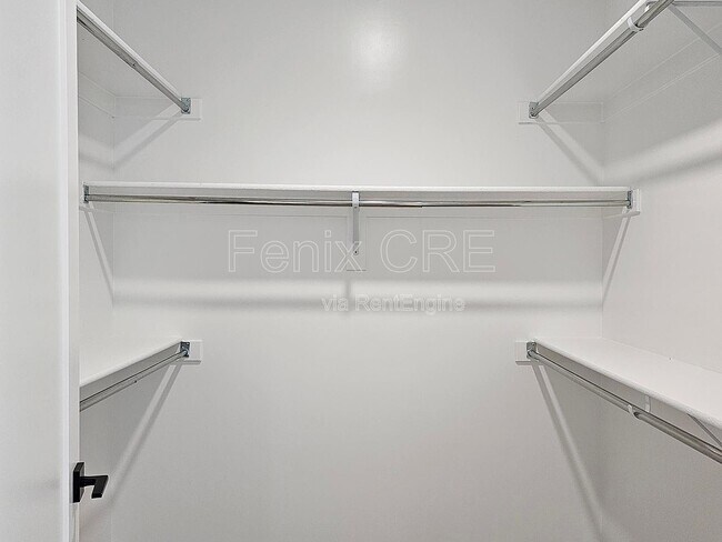 Building Photo - 775 W Coolidge St