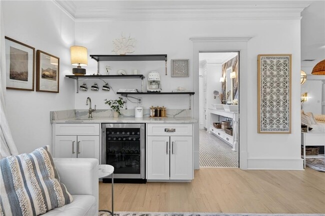 Building Photo - 1812 Wellbourne Dr NE