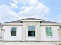 Building Photo - 1605 Molino Dr
