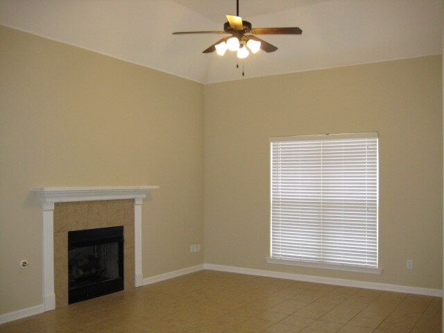 Building Photo - 7835 Pips Ridge Ln