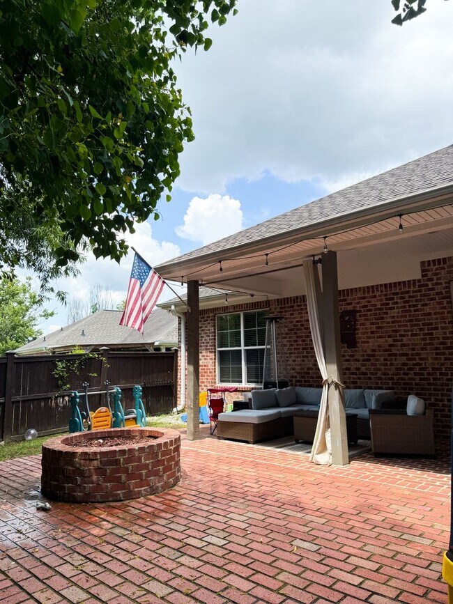 Building Photo - Charming 3-Bedroom, 2-Bath Home in Starkville!