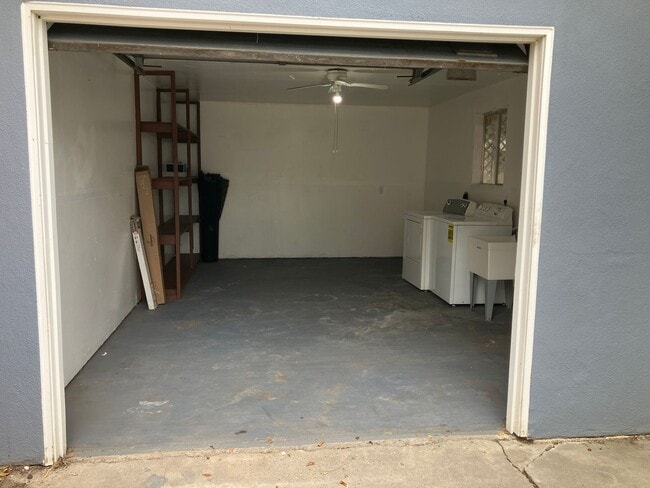 Building Photo - 1826 Uccello Ave