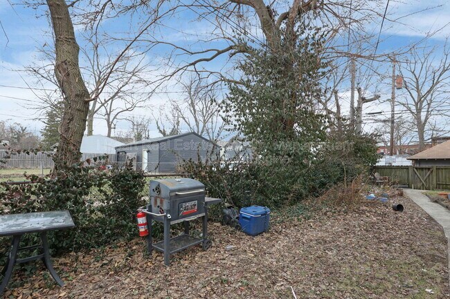 Building Photo - 269 Morrison Ave