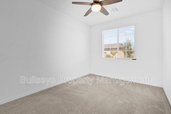 Building Photo - 6145 S Adelle