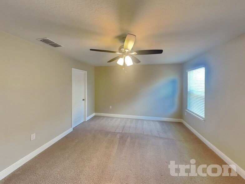 Building Photo - 1375 Riley Cir