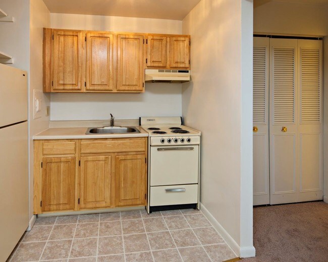 Carole House Apartments 8650 West Chester Pike Upper Darby PA 19082