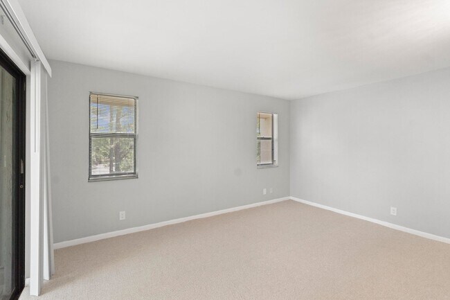Building Photo - 8777 Shadow Wood Blvd