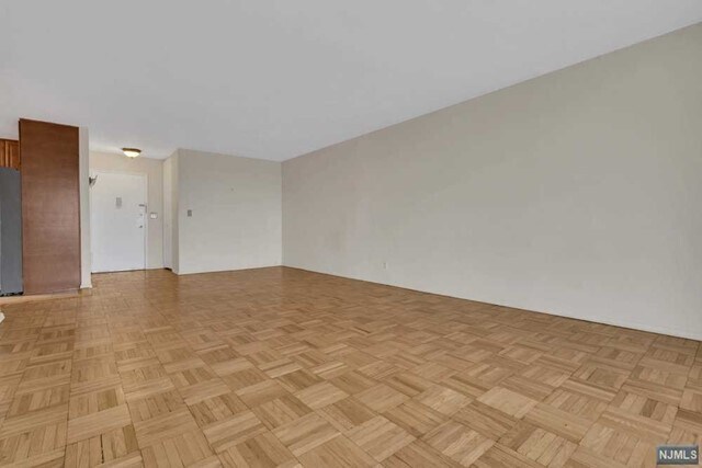 Building Photo - 2100 Linwood Ave