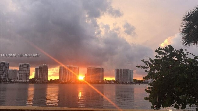 Building Photo - 17878 N Bay Rd