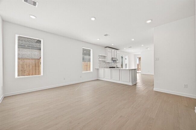 Building Photo - 6619 Sunset Velvet Dr