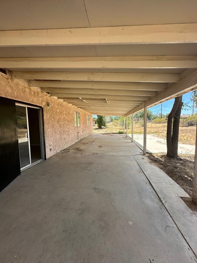 Building Photo - 10856 11th Ave